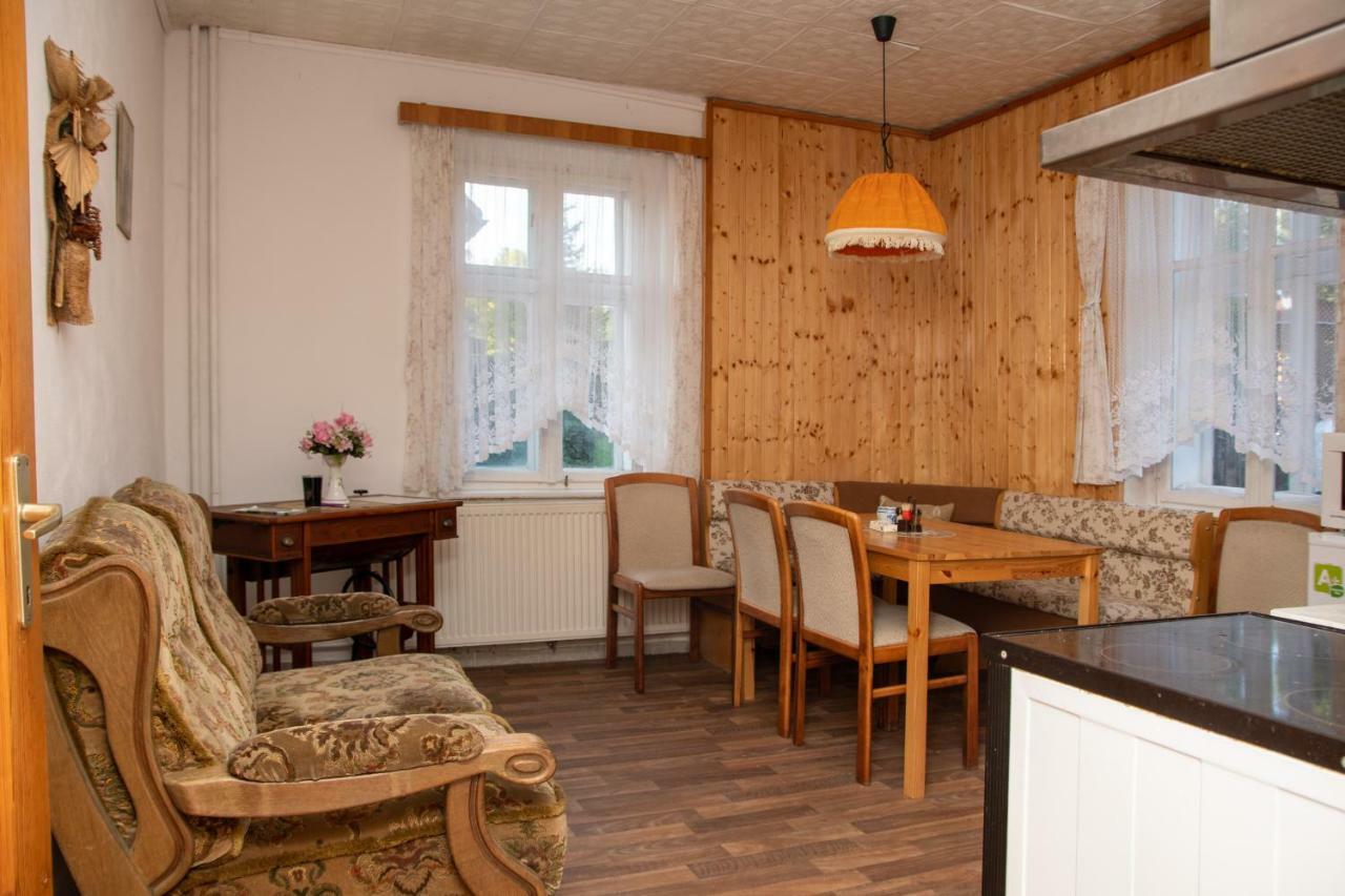 Apartmany U Kocoura Pod Klinovcem Kovarska Bagian luar foto