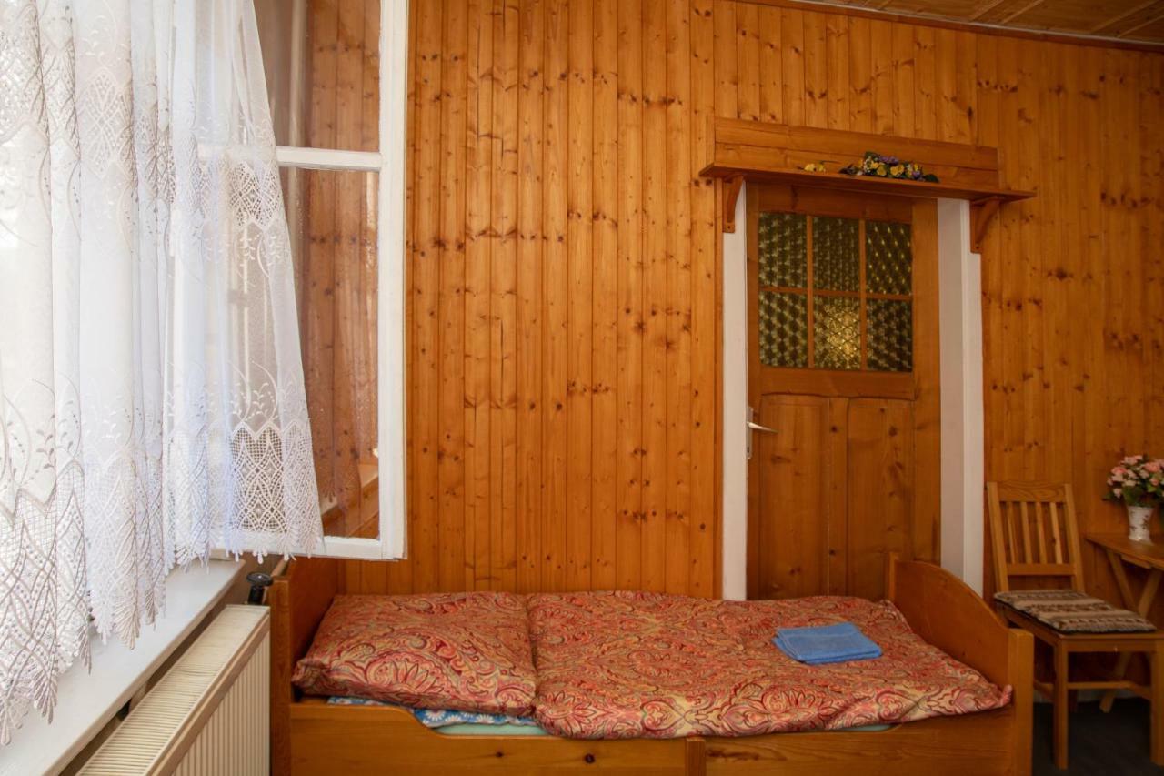 Apartmany U Kocoura Pod Klinovcem Kovarska Bagian luar foto